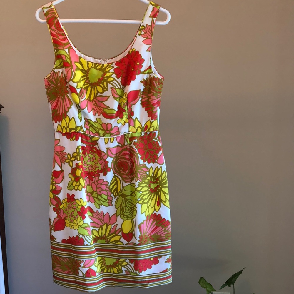 Trina Turk Size 6 Floral lined Sleeveless Dress